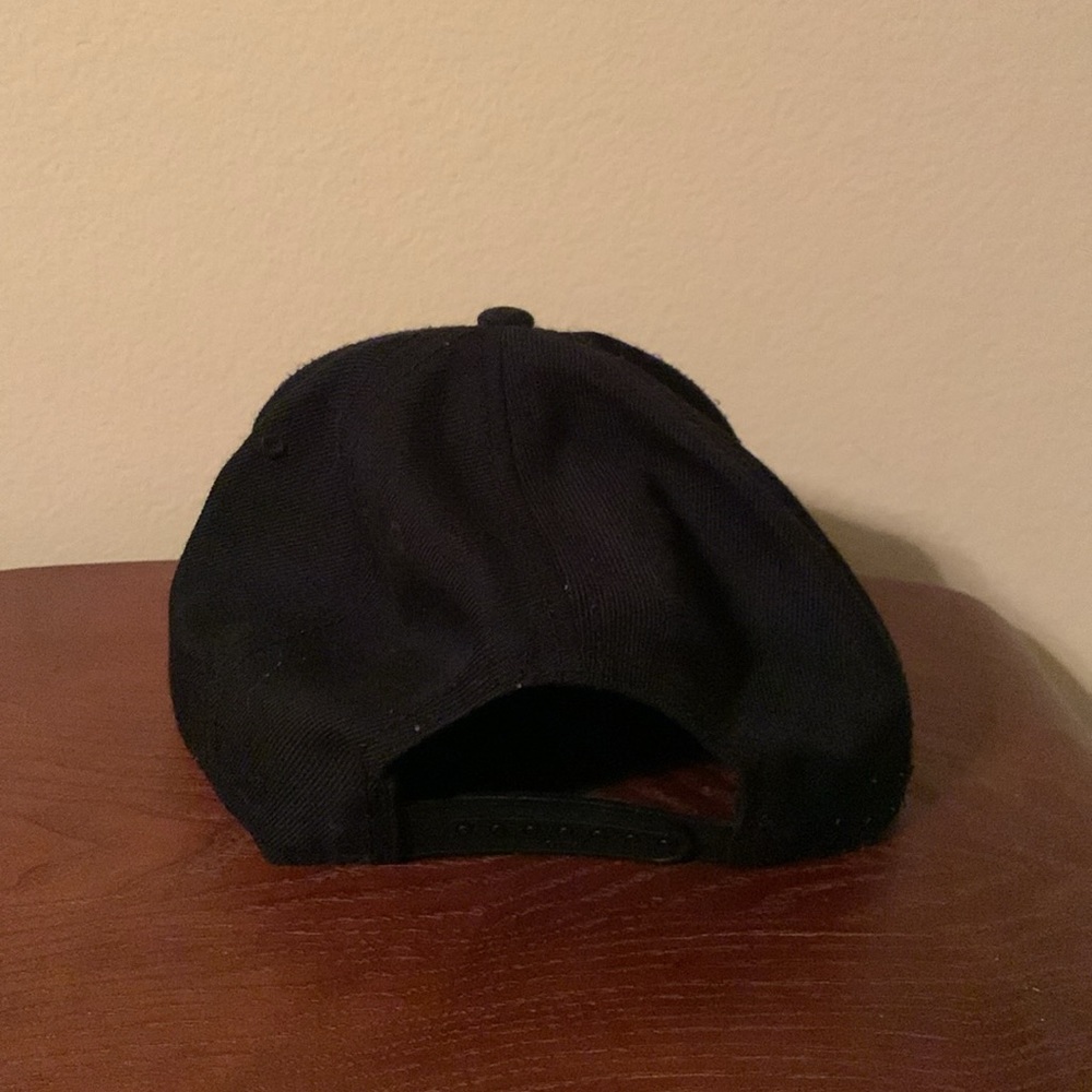 SnapBack Volcom stone hat - Picture 2 of 2